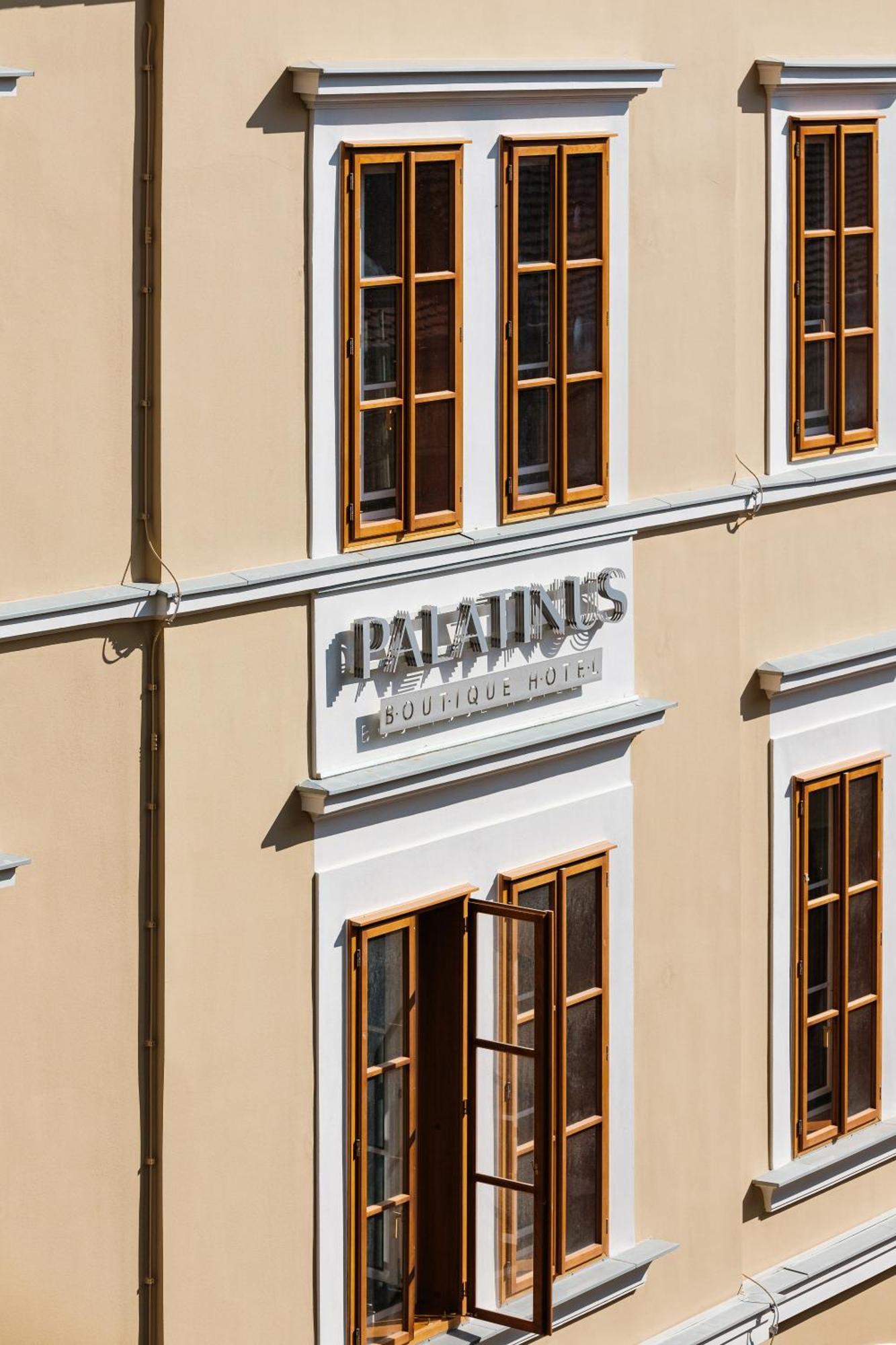 Palatinus Boutique Hotel 佩奇 外观 照片