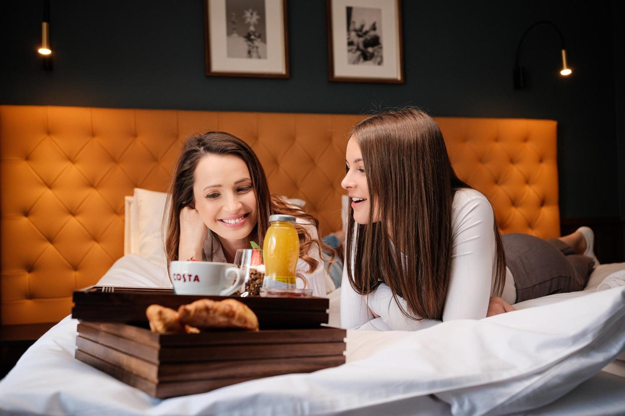 Palatinus Boutique Hotel 佩奇 外观 照片