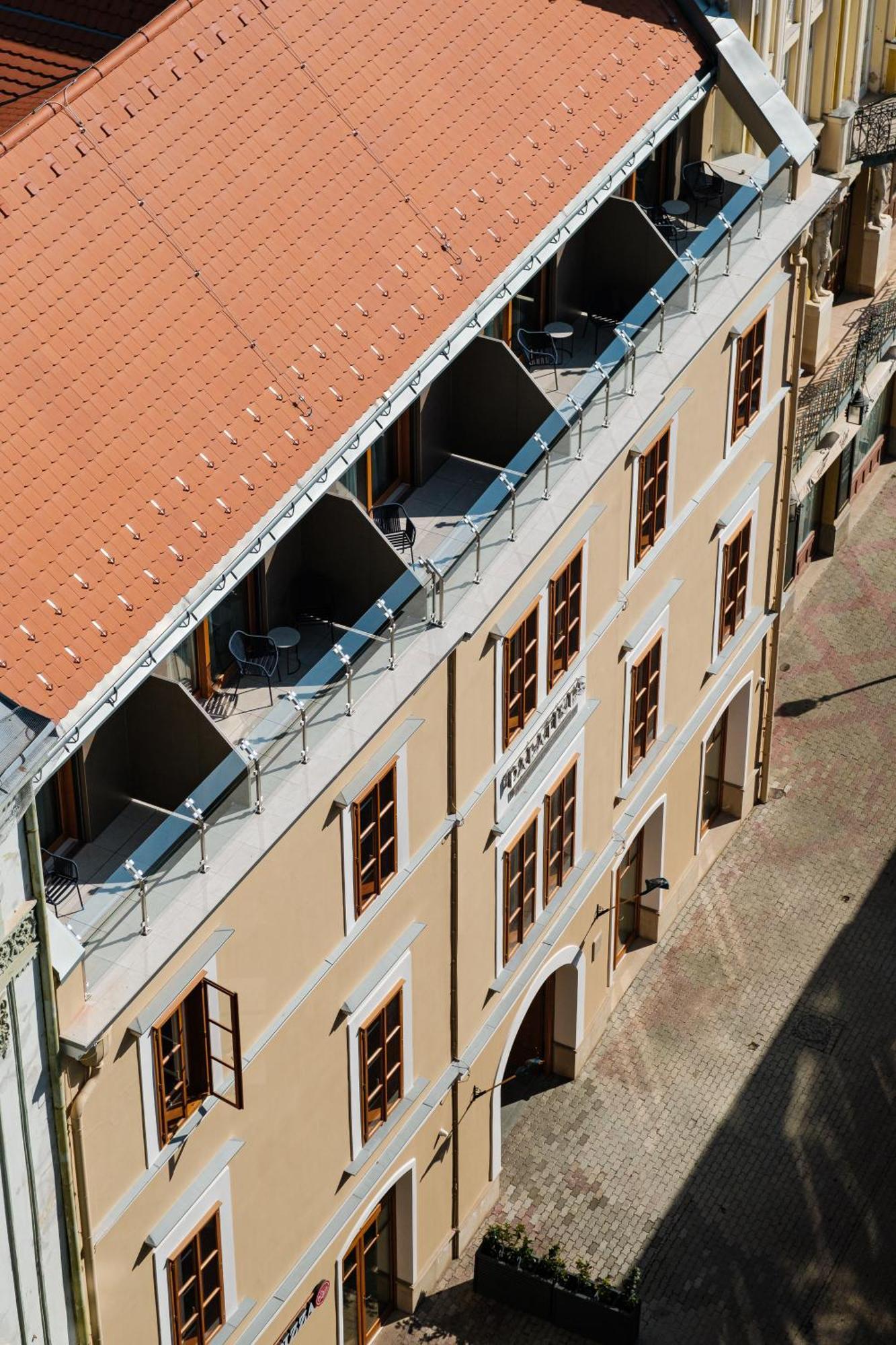 Palatinus Boutique Hotel 佩奇 外观 照片
