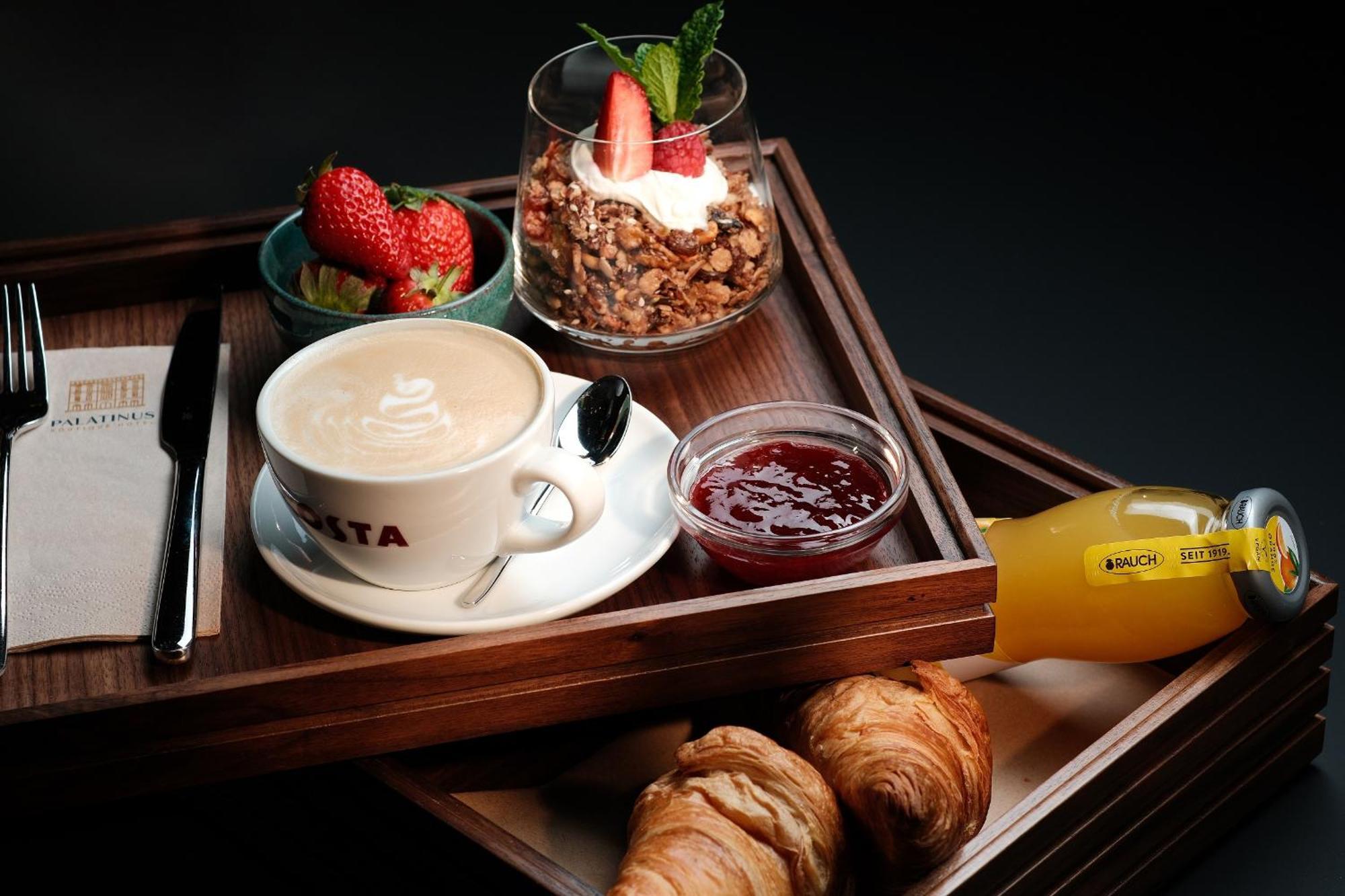 Palatinus Boutique Hotel 佩奇 外观 照片